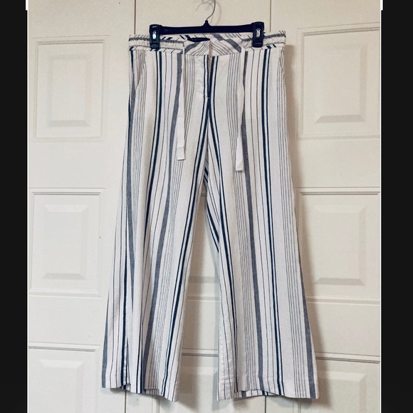 🏷BOGO🆓•BCBG Linen Pants / 6 - Picture 12 of 16